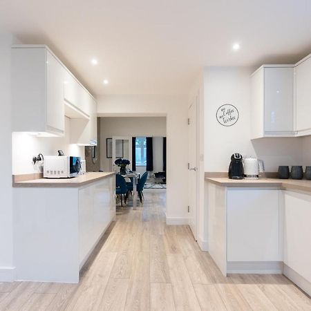 Luxury Living Away From Home Redhill (Surrey) Exterior foto