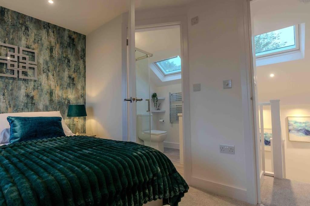 Luxury Living Away From Home Redhill (Surrey) Exterior foto