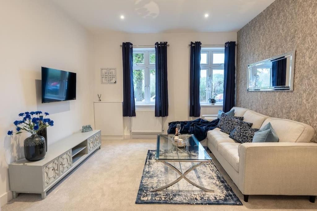 Luxury Living Away From Home Redhill (Surrey) Exterior foto