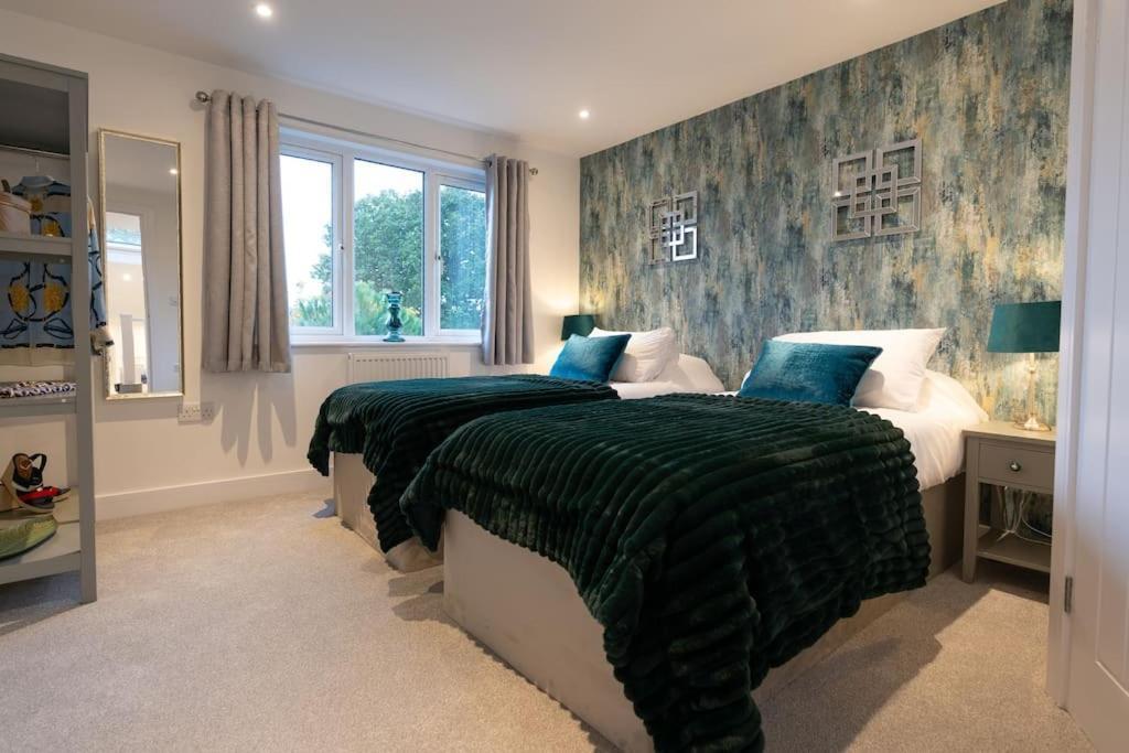 Luxury Living Away From Home Redhill (Surrey) Exterior foto